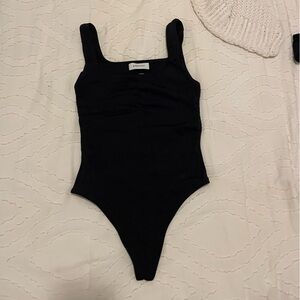 Aritzia Babaton scoop neck bodysuit